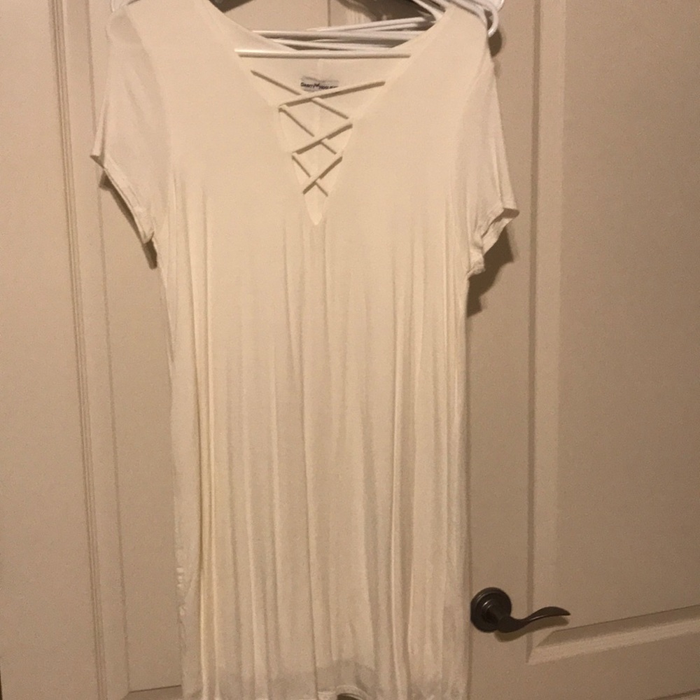 Dainty Hooligan dress cream